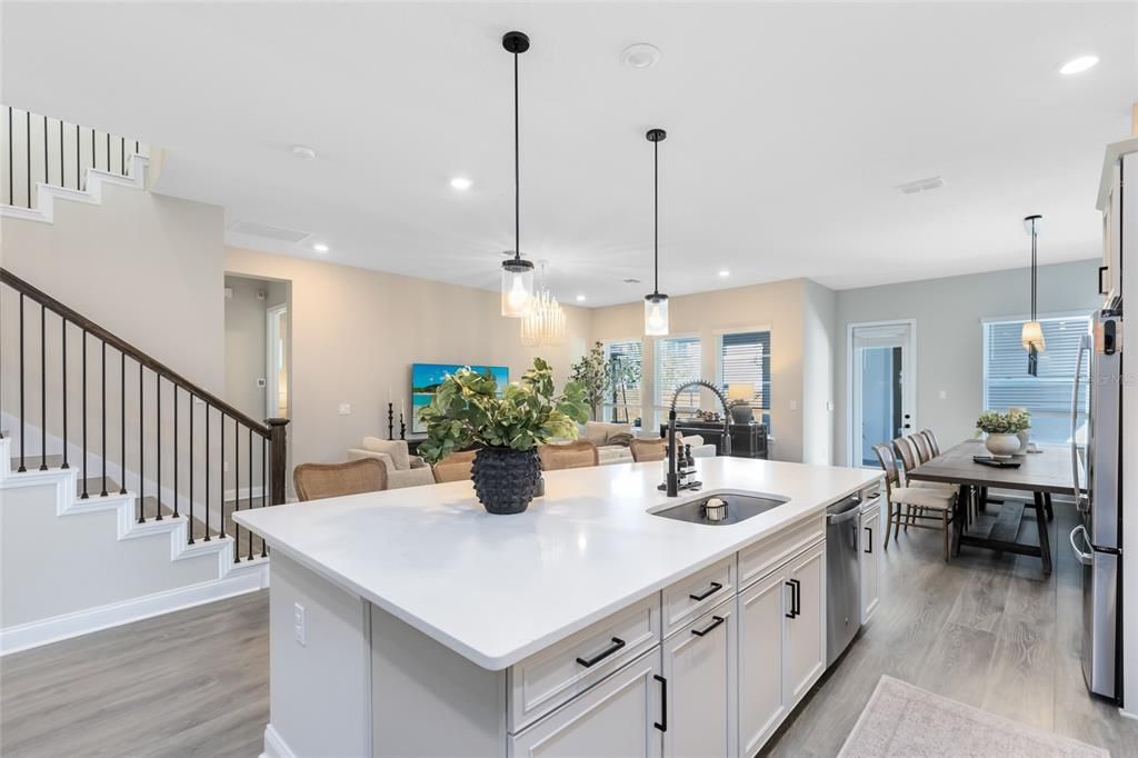 待售: $1,050,000 (4 贝兹, 3 浴室, 3078 平方英尺)