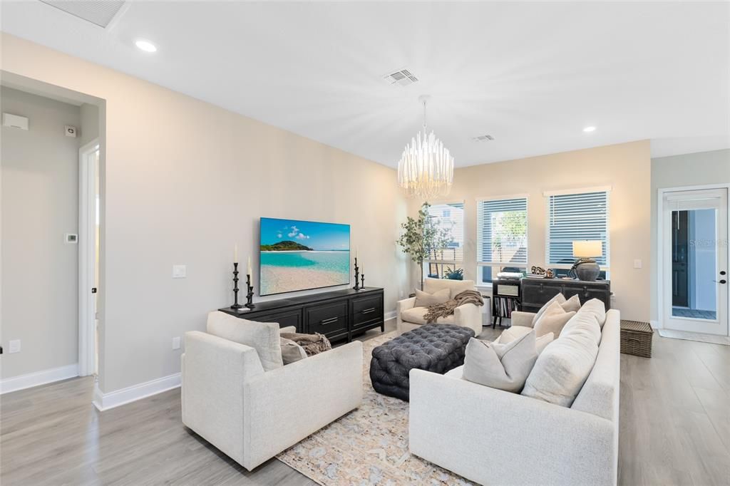 待售: $1,050,000 (4 贝兹, 3 浴室, 3078 平方英尺)