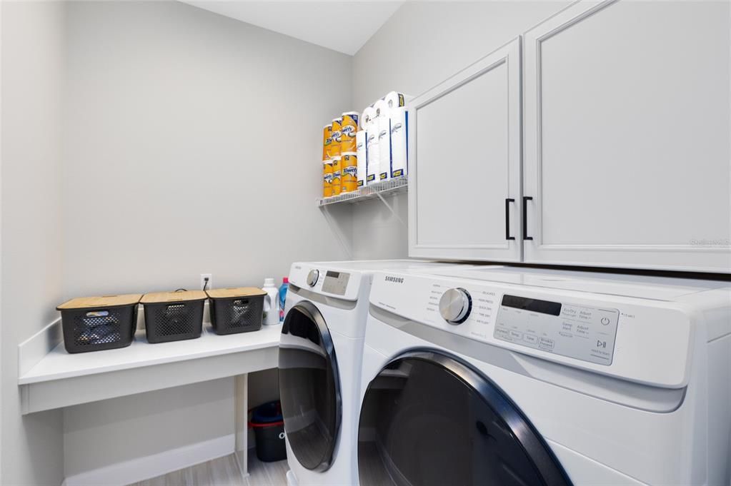 待售: $1,050,000 (4 贝兹, 3 浴室, 3078 平方英尺)