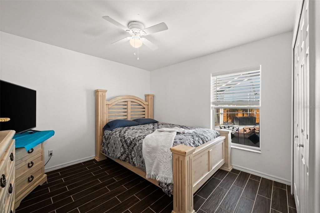 待售: $415,000 (3 贝兹, 2 浴室, 1798 平方英尺)