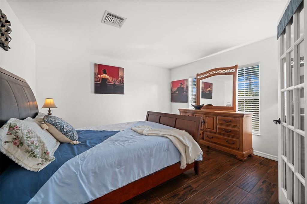 待售: $415,000 (3 贝兹, 2 浴室, 1798 平方英尺)