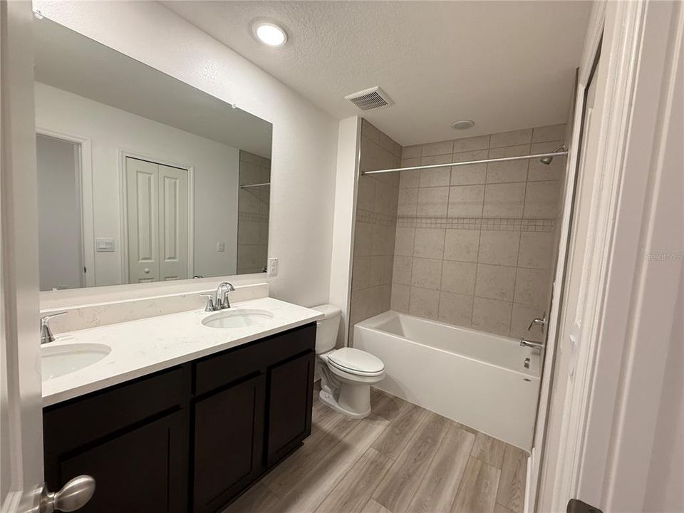 En Renta: $2,150 (3 camas, 2 baños, 1694 Pies cuadrados)