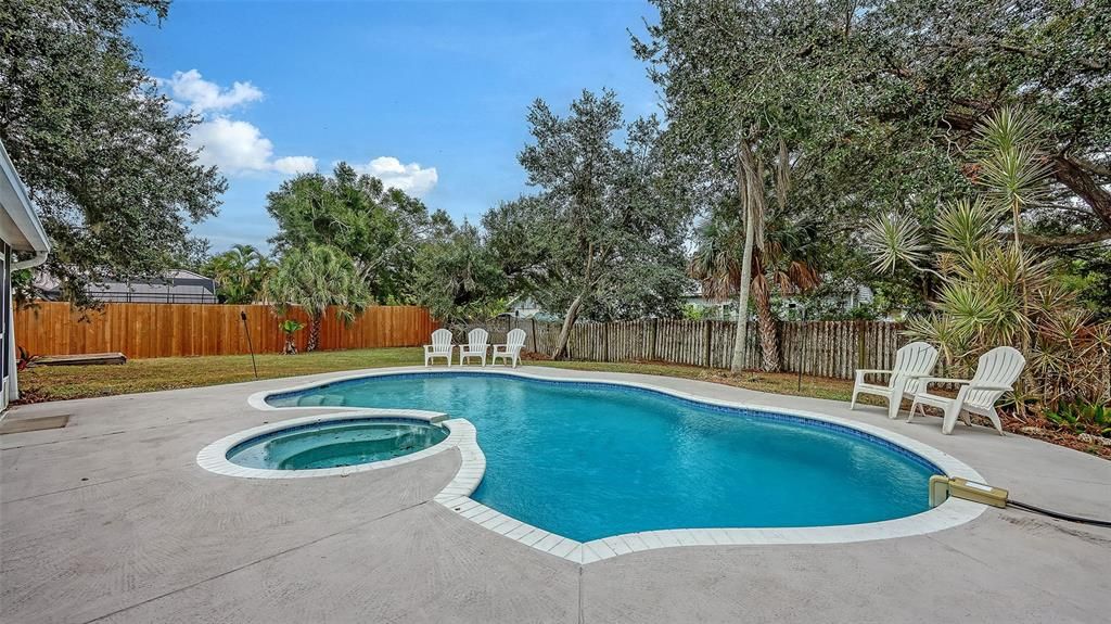 En Venta: $774,000 (5 camas, 3 baños, 3046 Pies cuadrados)