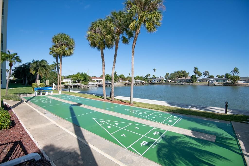 For Rent: $2,795 (1 beds, 1 baths, 1003 Square Feet)