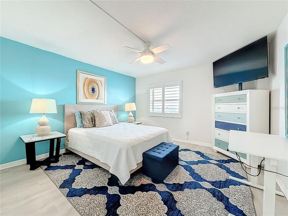 For Rent: $2,795 (1 beds, 1 baths, 1003 Square Feet)