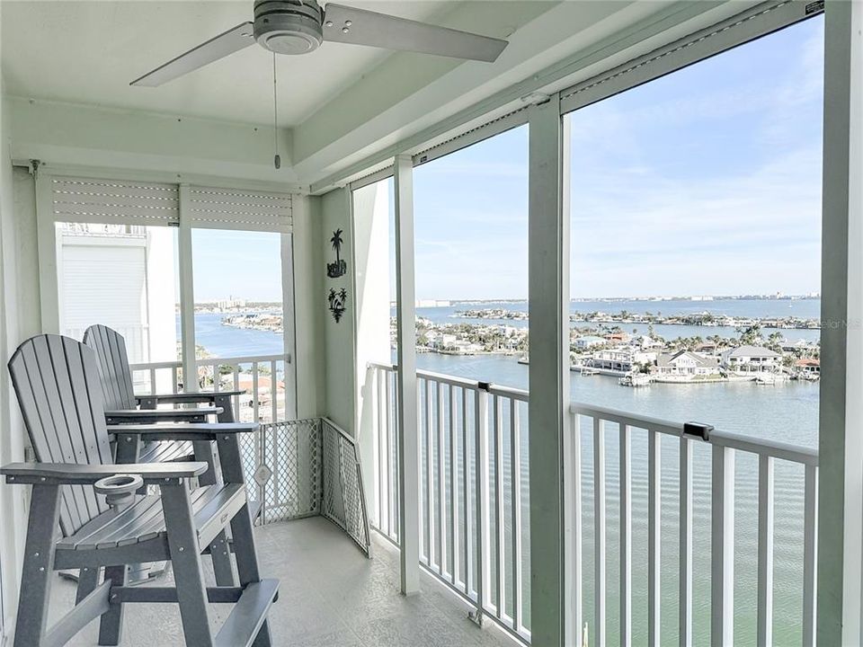 For Rent: $2,795 (1 beds, 1 baths, 1003 Square Feet)