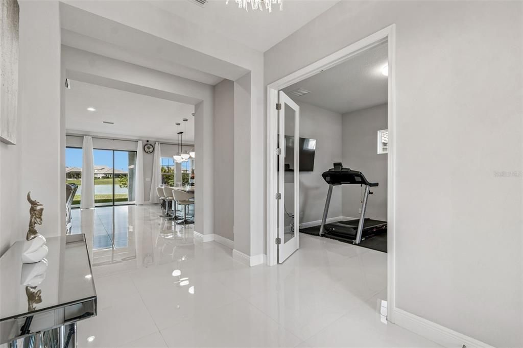 For Sale: $884,900 (5 beds, 4 baths, 3518 Square Feet)