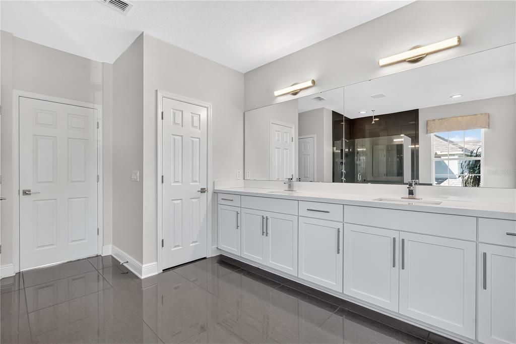 待售: $2,150,000 (5 贝兹, 4 浴室, 4478 平方英尺)