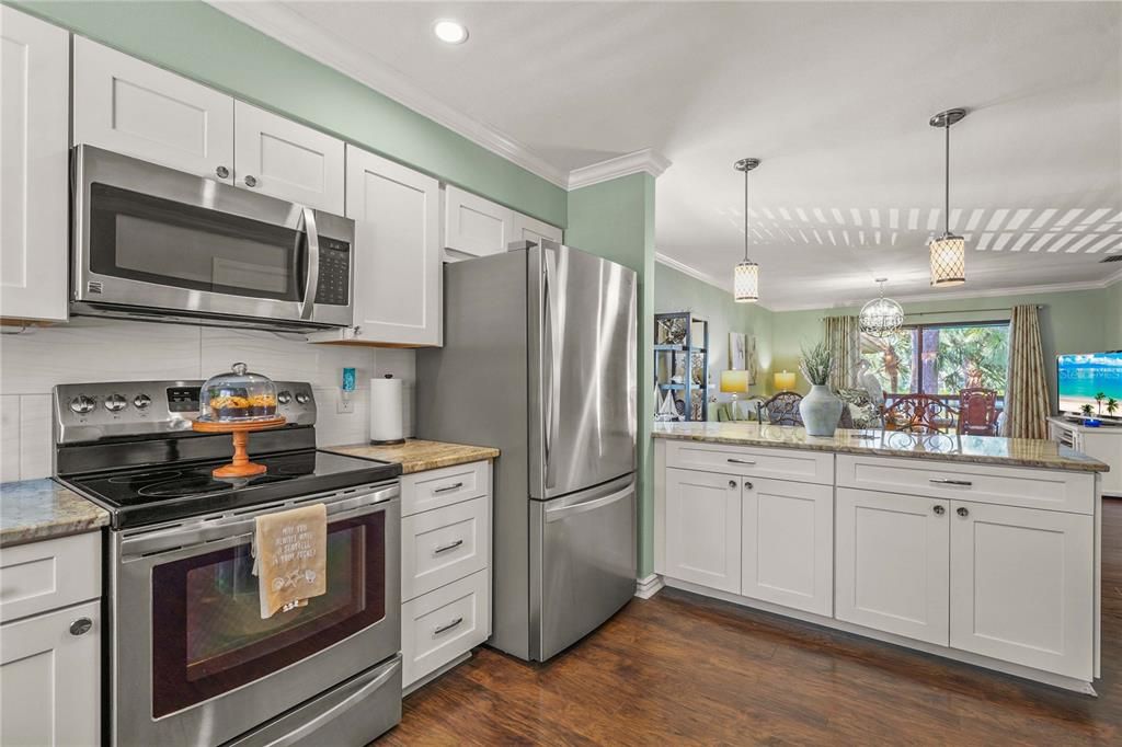 For Sale: $260,000 (2 beds, 2 baths, 1145 Square Feet)