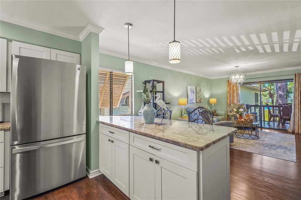 For Sale: $260,000 (2 beds, 2 baths, 1145 Square Feet)