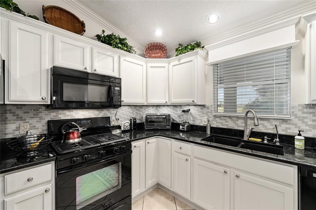 待售: $379,000 (3 贝兹, 2 浴室, 1527 平方英尺)