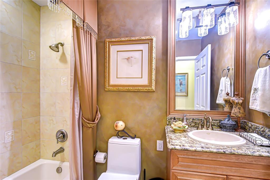 En Venta: $1,965,000 (3 camas, 3 baños, 2480 Pies cuadrados)