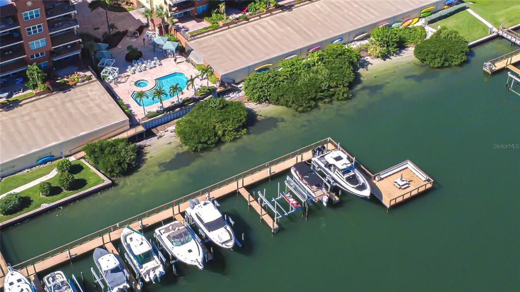 En Venta: $1,965,000 (3 camas, 3 baños, 2480 Pies cuadrados)