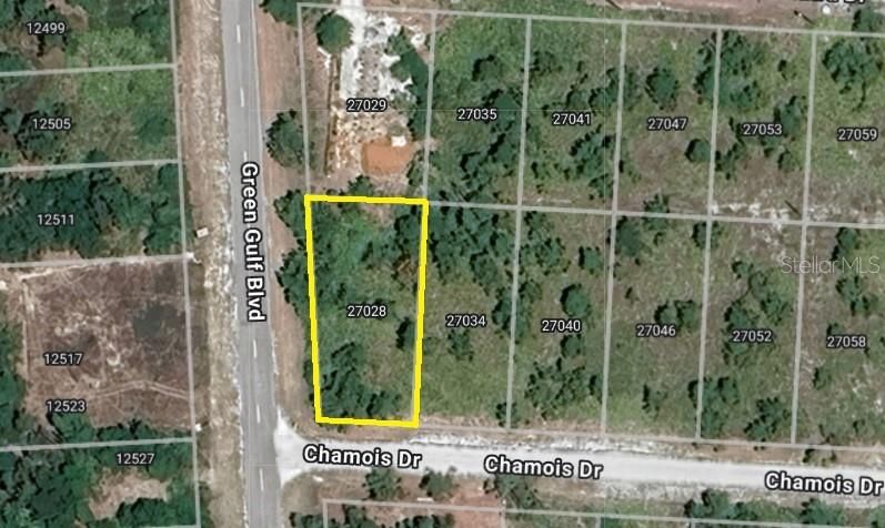 На продажу: $23,000 (0.21 acres)