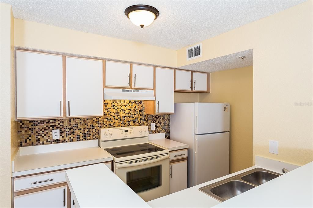 For Rent: $1,625 (2 beds, 2 baths, 1026 Square Feet)