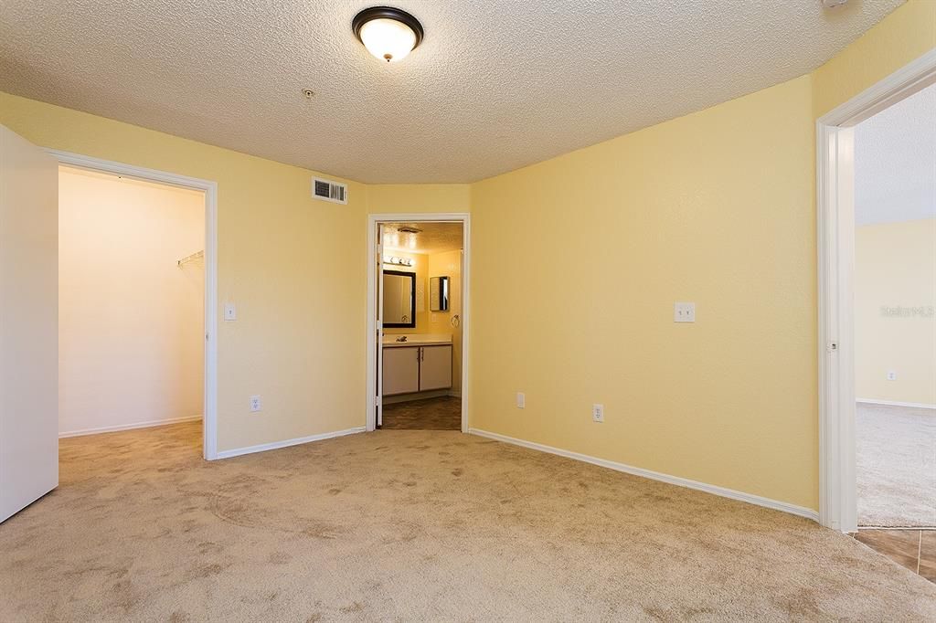 For Rent: $1,625 (2 beds, 2 baths, 1026 Square Feet)