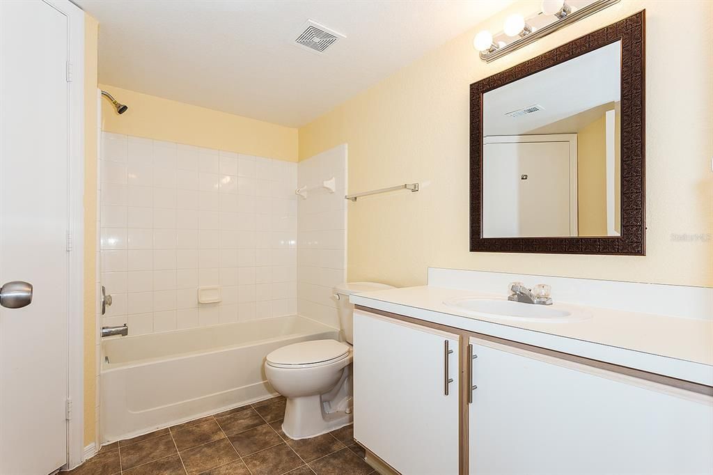 For Rent: $1,625 (2 beds, 2 baths, 1026 Square Feet)