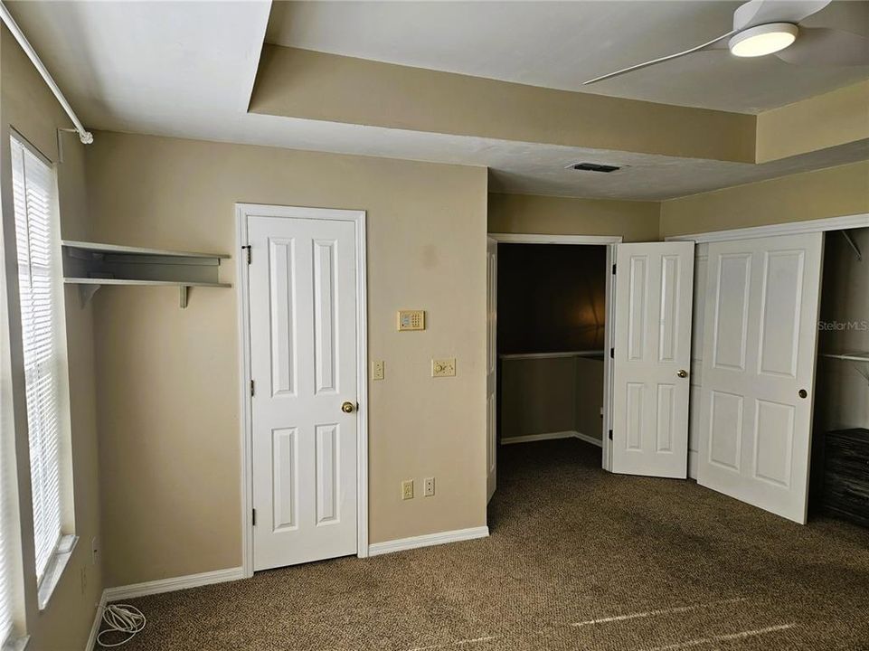 En Renta: $2,400 (3 camas, 2 baños, 1929 Pies cuadrados)