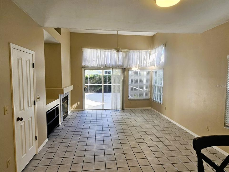 En Renta: $2,400 (3 camas, 2 baños, 1929 Pies cuadrados)