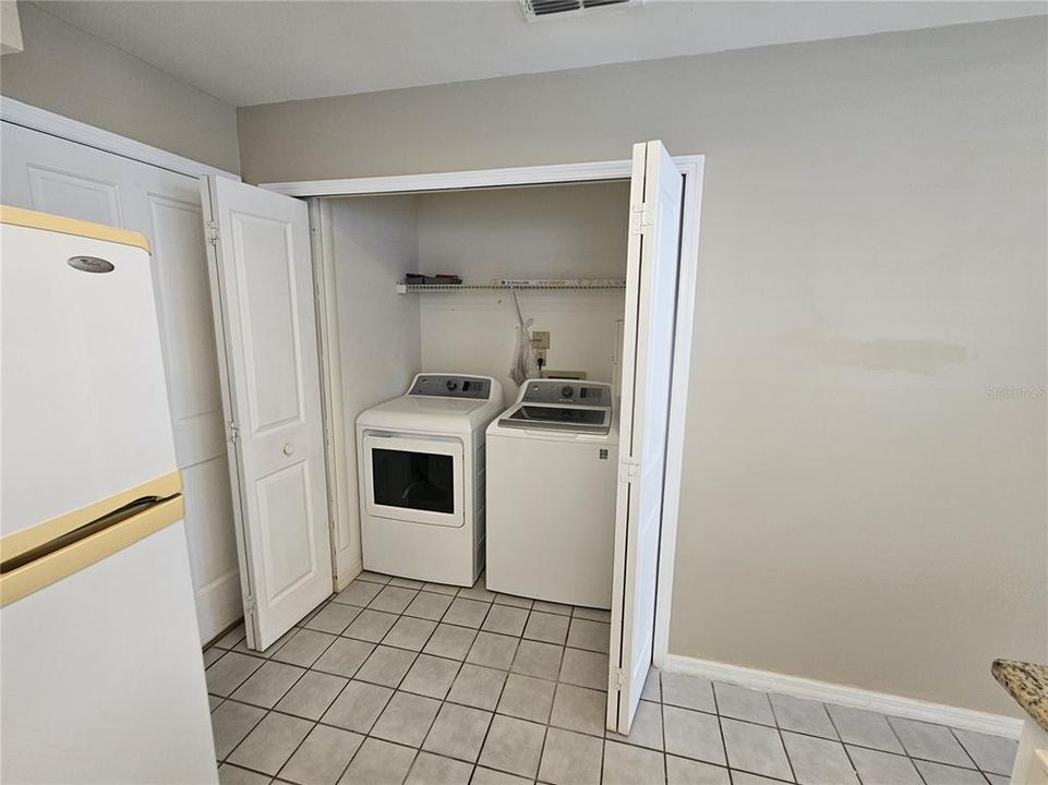 En Renta: $2,400 (3 camas, 2 baños, 1929 Pies cuadrados)