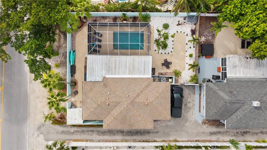 For Sale: $1,675,000 (2 beds, 2 baths, 1094 Square Feet)