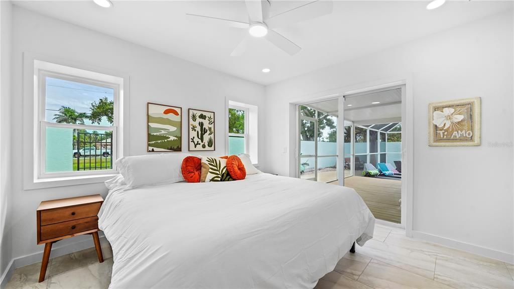 For Sale: $1,675,000 (2 beds, 2 baths, 1094 Square Feet)