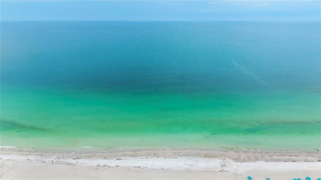 For Sale: $1,675,000 (2 beds, 2 baths, 1094 Square Feet)