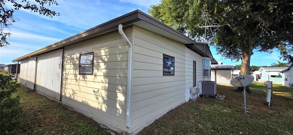 En Venta: $194,500 (2 camas, 2 baños, 1344 Pies cuadrados)