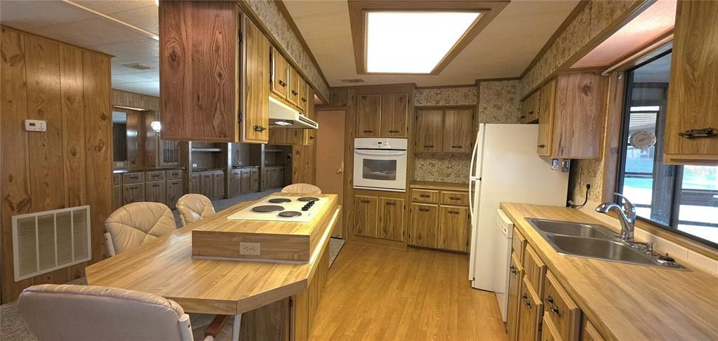 En Venta: $194,500 (2 camas, 2 baños, 1344 Pies cuadrados)