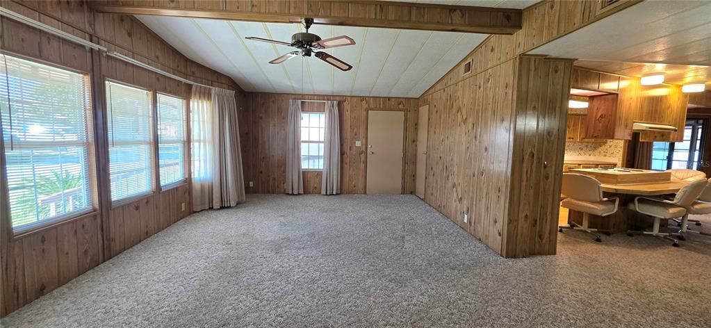 En Venta: $194,500 (2 camas, 2 baños, 1344 Pies cuadrados)