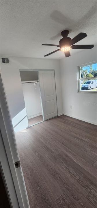 For Rent: $2,400 (3 beds, 2 baths, 1118 Square Feet)