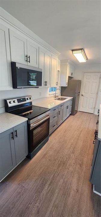 For Rent: $2,400 (3 beds, 2 baths, 1118 Square Feet)