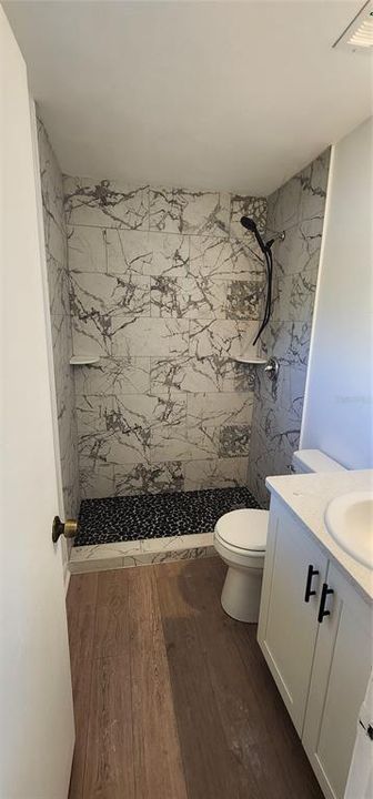 For Rent: $2,400 (3 beds, 2 baths, 1118 Square Feet)