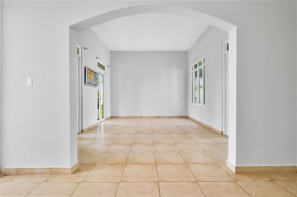 For Sale: $1,175,000 (4 beds, 3 baths, 4382 Square Feet)