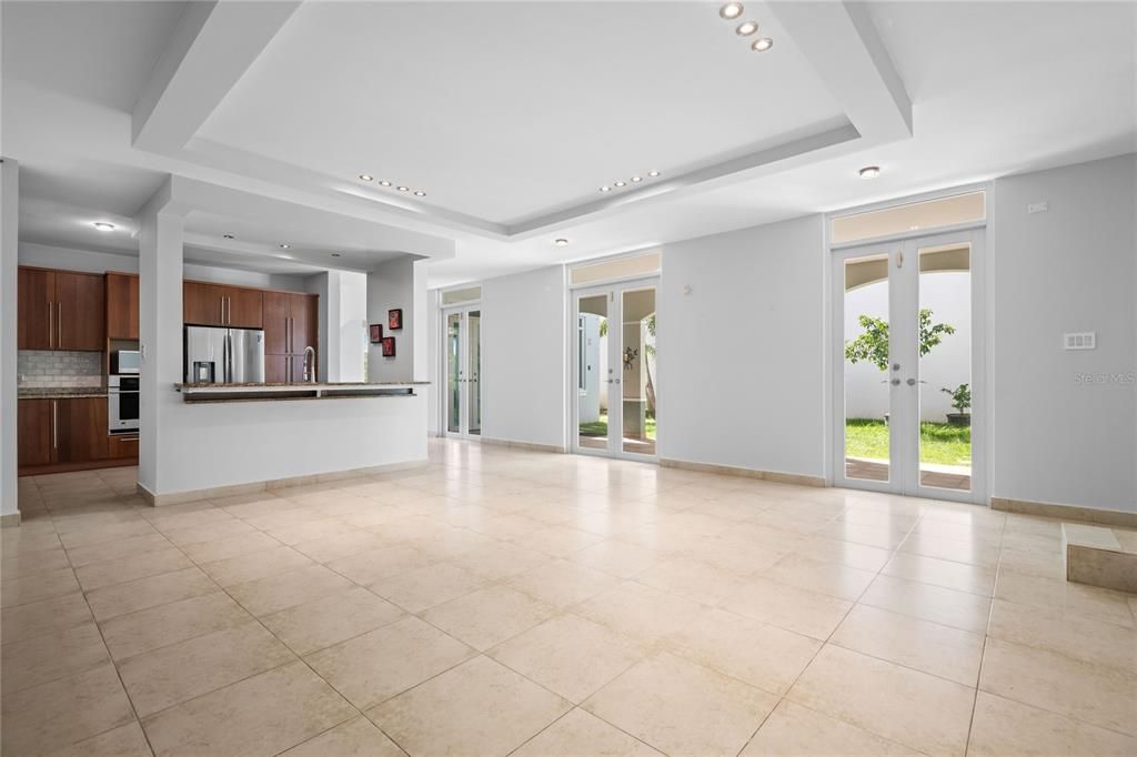 For Sale: $1,175,000 (4 beds, 3 baths, 4382 Square Feet)