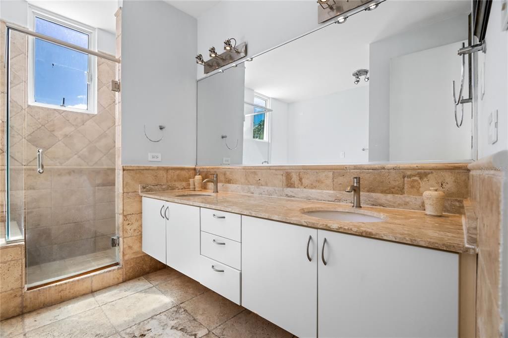 For Sale: $1,175,000 (4 beds, 3 baths, 4382 Square Feet)