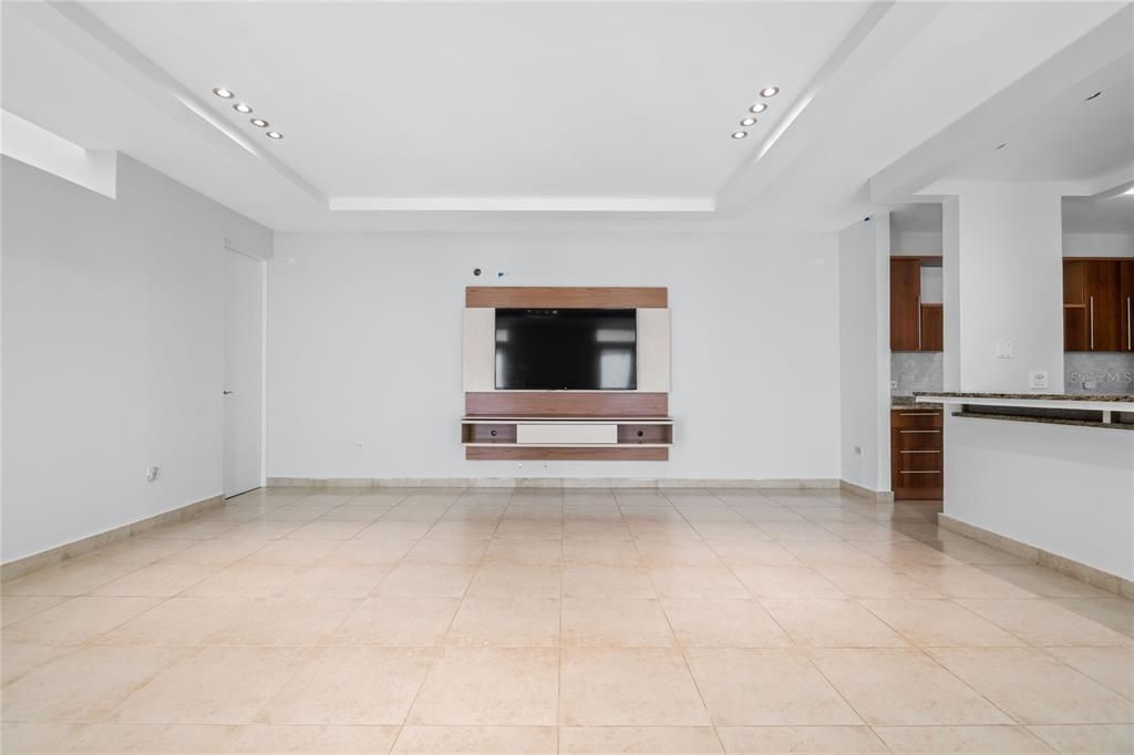 For Sale: $1,175,000 (4 beds, 3 baths, 4382 Square Feet)