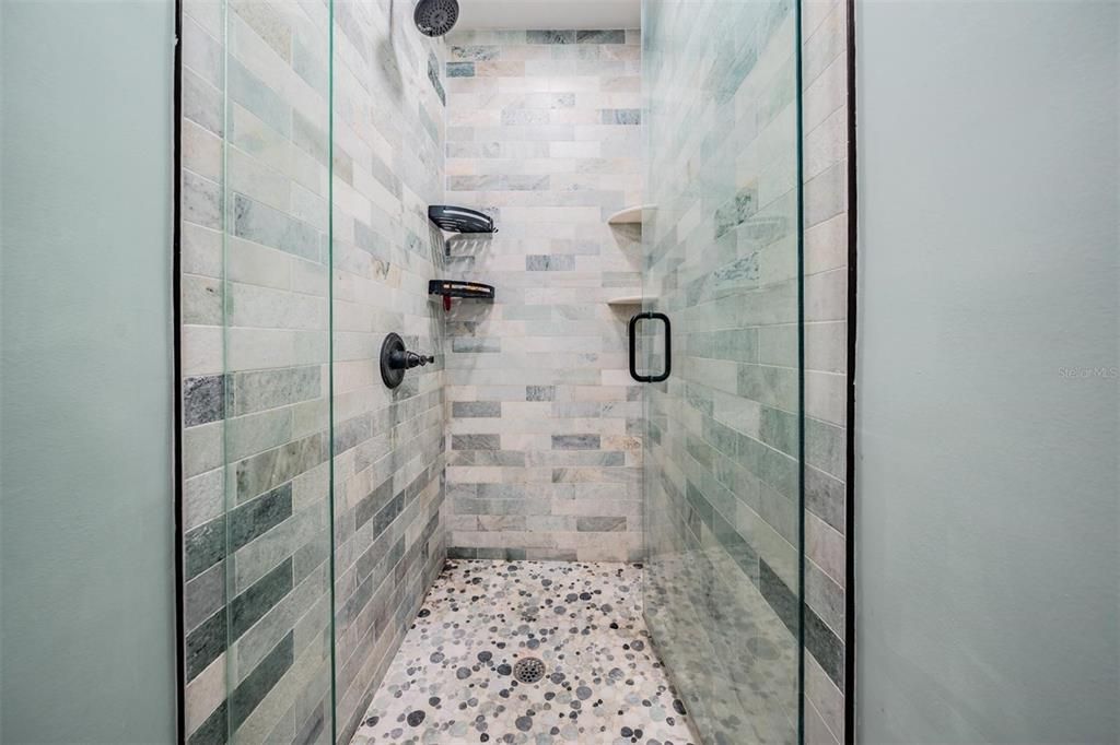 Active With Contract: $384,500 (2 beds, 2 baths, 1412 Square Feet)