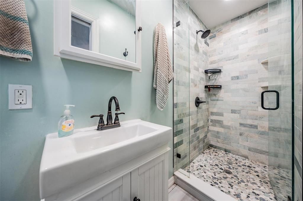 Active With Contract: $384,500 (2 beds, 2 baths, 1412 Square Feet)