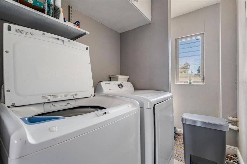 Active With Contract: $384,500 (2 beds, 2 baths, 1412 Square Feet)