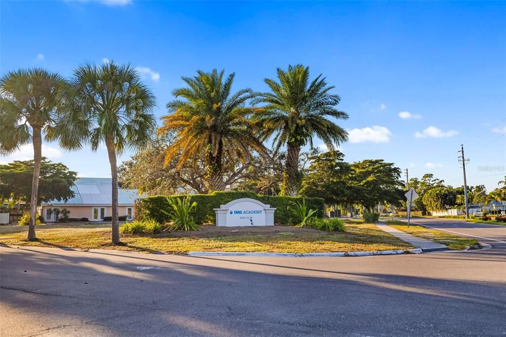 For Sale: $231,000 (2 beds, 2 baths, 1477 Square Feet)