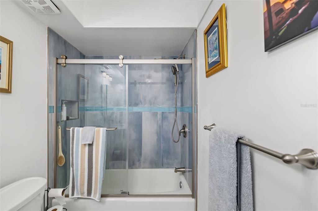 For Sale: $231,000 (2 beds, 2 baths, 1477 Square Feet)