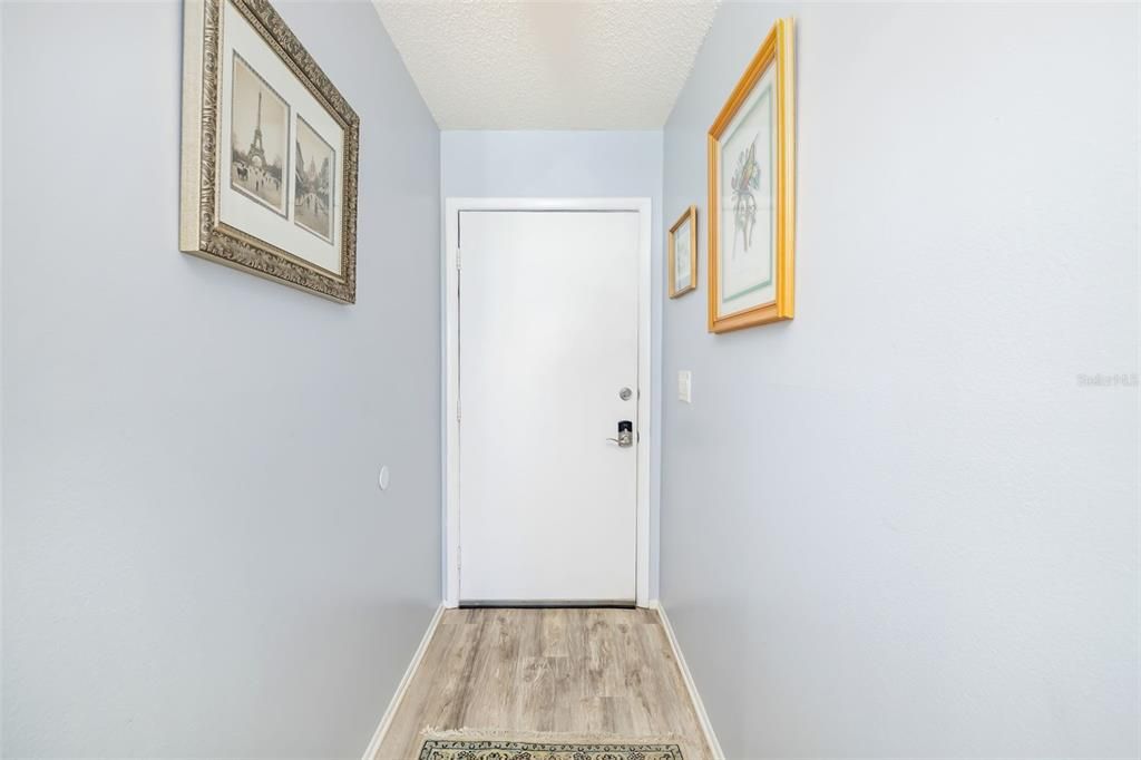 For Sale: $231,000 (2 beds, 2 baths, 1477 Square Feet)