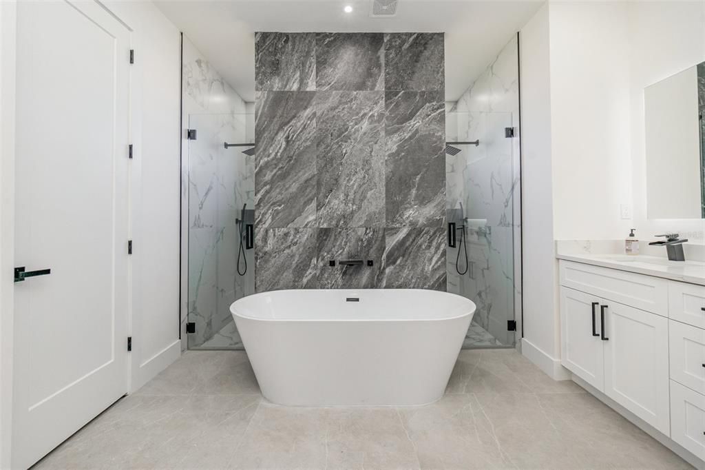 Active With Contract: $659,000 (4 beds, 3 baths, 2098 Square Feet)