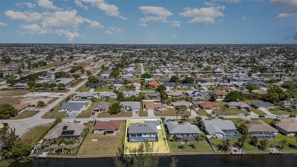 Active With Contract: $659,000 (4 beds, 3 baths, 2098 Square Feet)