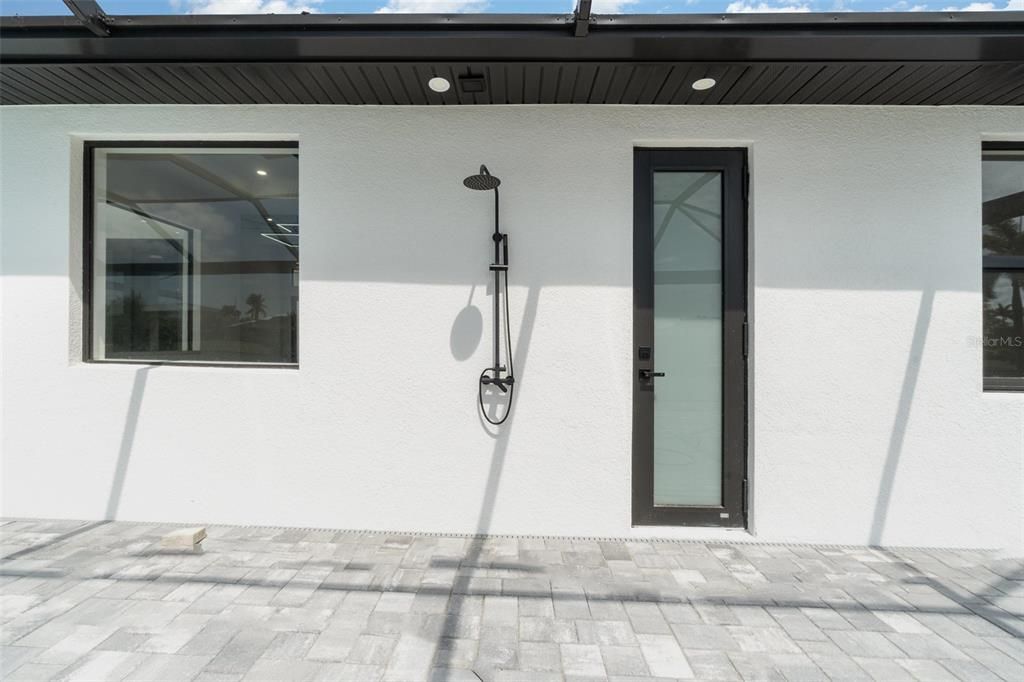 Active With Contract: $659,000 (4 beds, 3 baths, 2098 Square Feet)