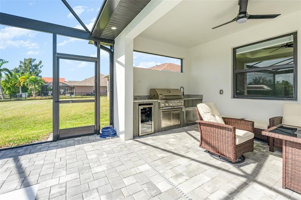 Active With Contract: $659,000 (4 beds, 3 baths, 2098 Square Feet)