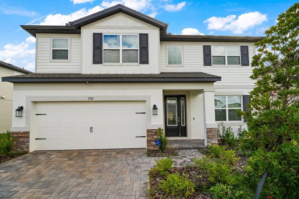 For Sale: $725,000 (5 beds, 4 baths, 3531 Square Feet)