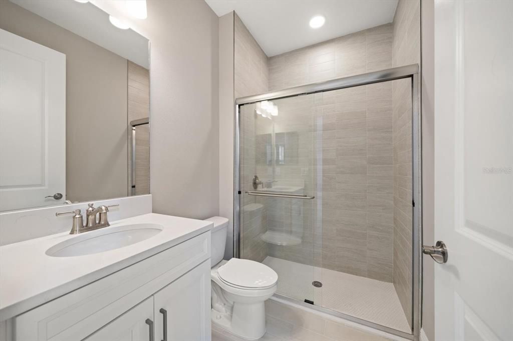 For Sale: $725,000 (5 beds, 4 baths, 3531 Square Feet)