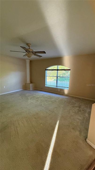 В аренду: $2,400 (3 спален, 2 ванн, 2293 Квадратных фут)